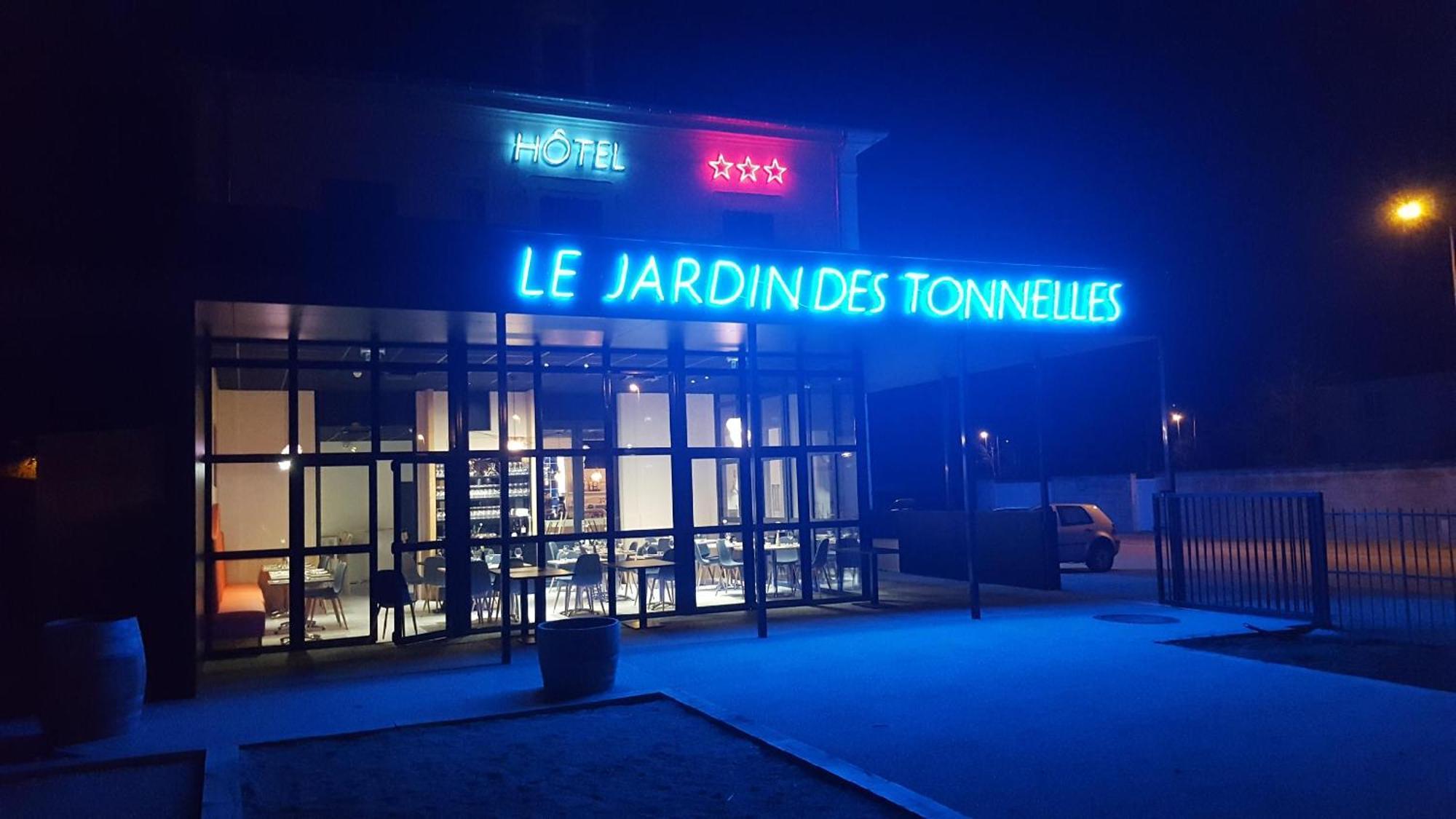 Les Tonnelles Hotel Bar-sur-Seine Exterior photo